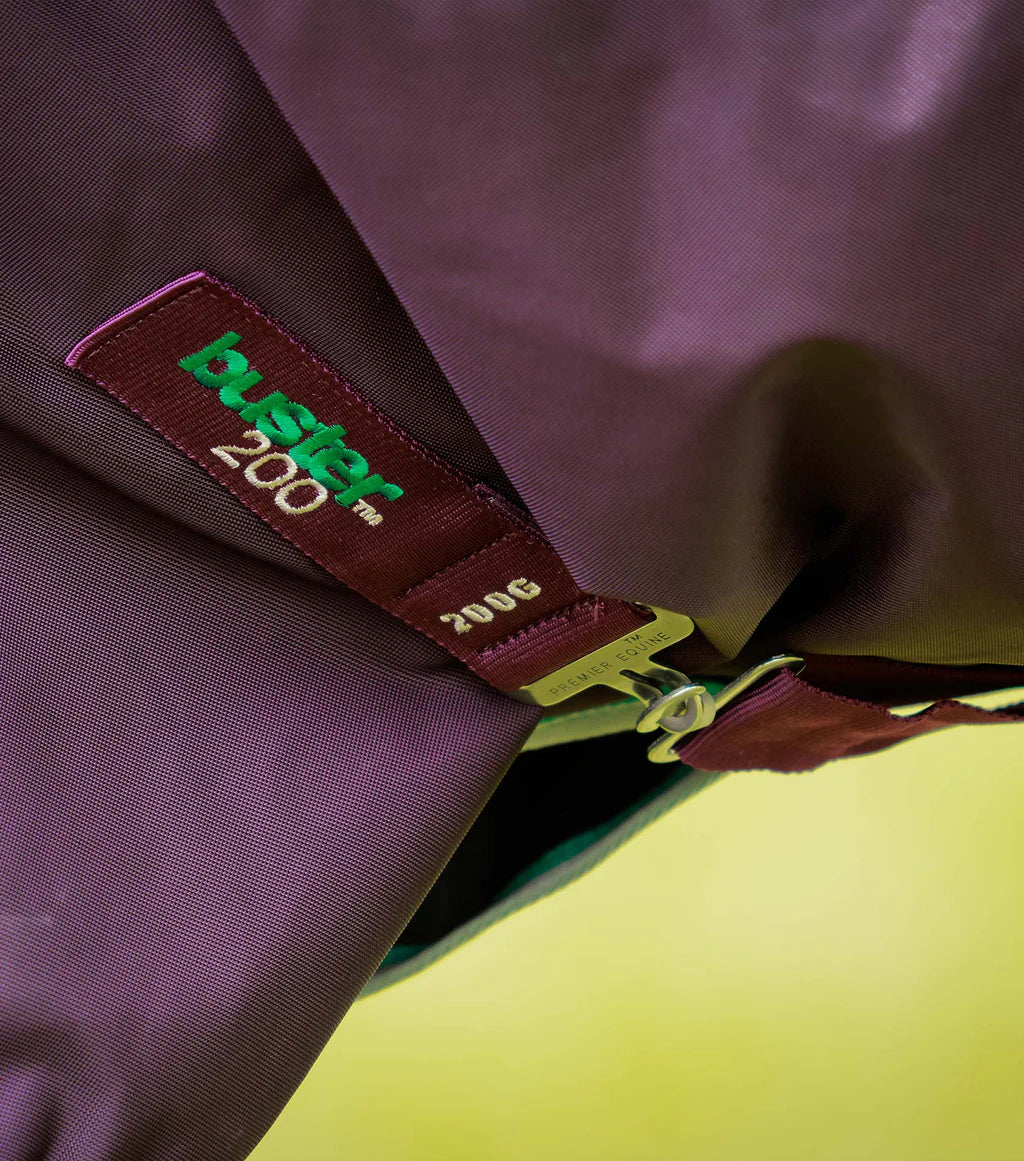 Premier Equine UK Buster 200g Turnout Rug with Snug-Fit Neck Cover - Purple (72” or 75” or 78” or 81”)