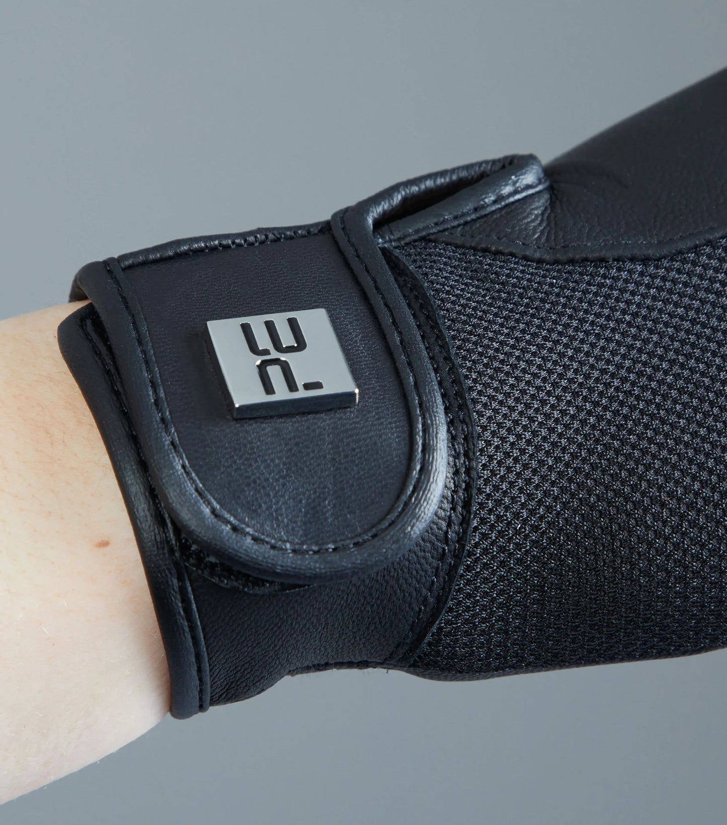 Premier Equine UK Bordoni Leather Mesh Riding Gloves - Black/Medium(7.5)
