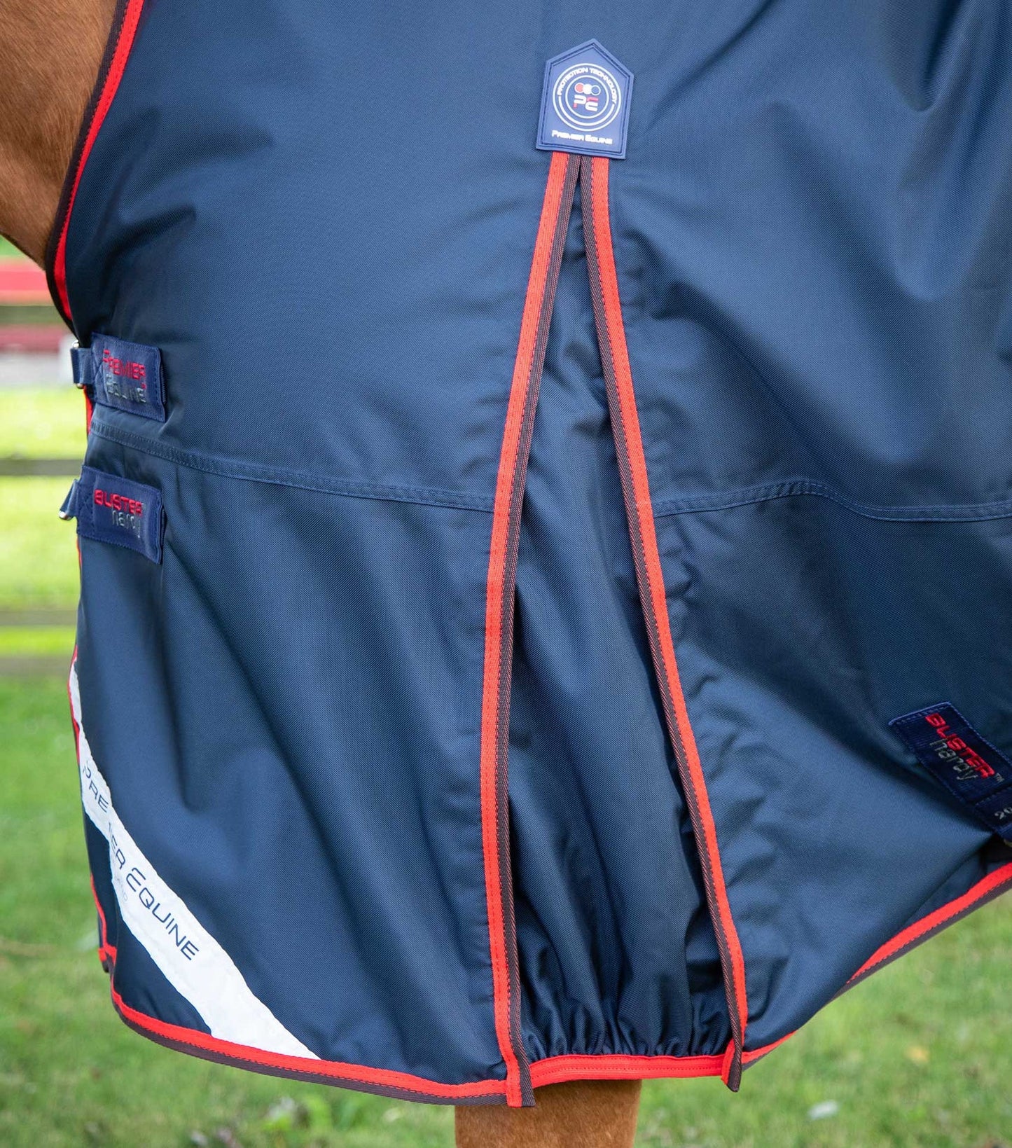 Premier Equine UK Buster Hardy 200g Half Neck Turnout Rug Navy 7’0”/84”