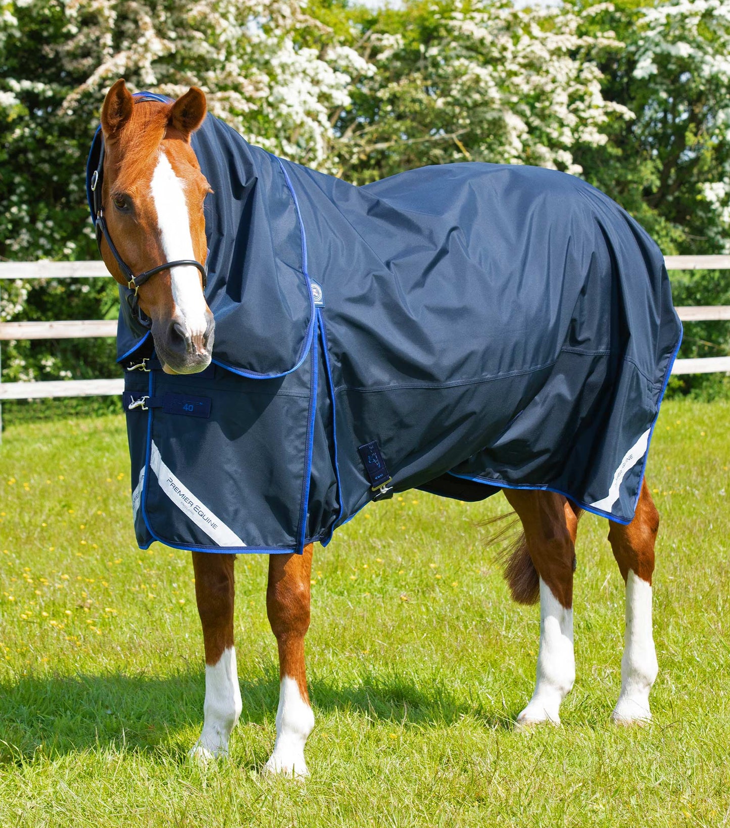 Premier Equine UK Buster 40g Turnout Rug with Classic Neck Cover Navy 6’9”/81”